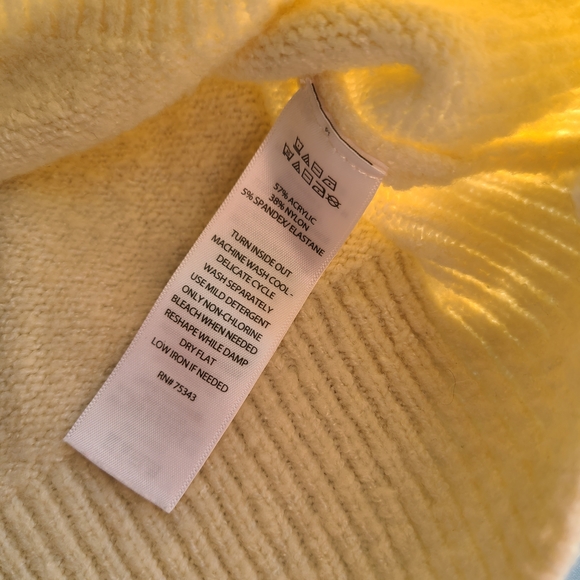 Jessica Simpson Cream Sweater with Floral Details Cottagecore Boho Country Charm - Picture 8 of 8